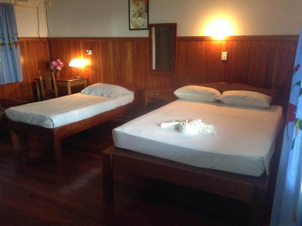 Rekona Lodge Gizo Pokoj fotografie