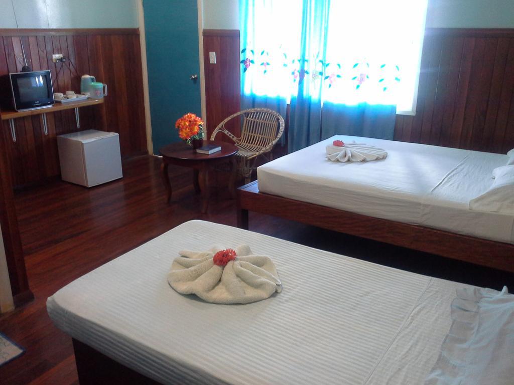 Rekona Lodge Gizo Pokoj fotografie